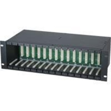 RB01 19" 3U 機箱VGA視音頻雙絞線延長分配器 3U 19" Rack Mounting CAT5 VGA Distribution System